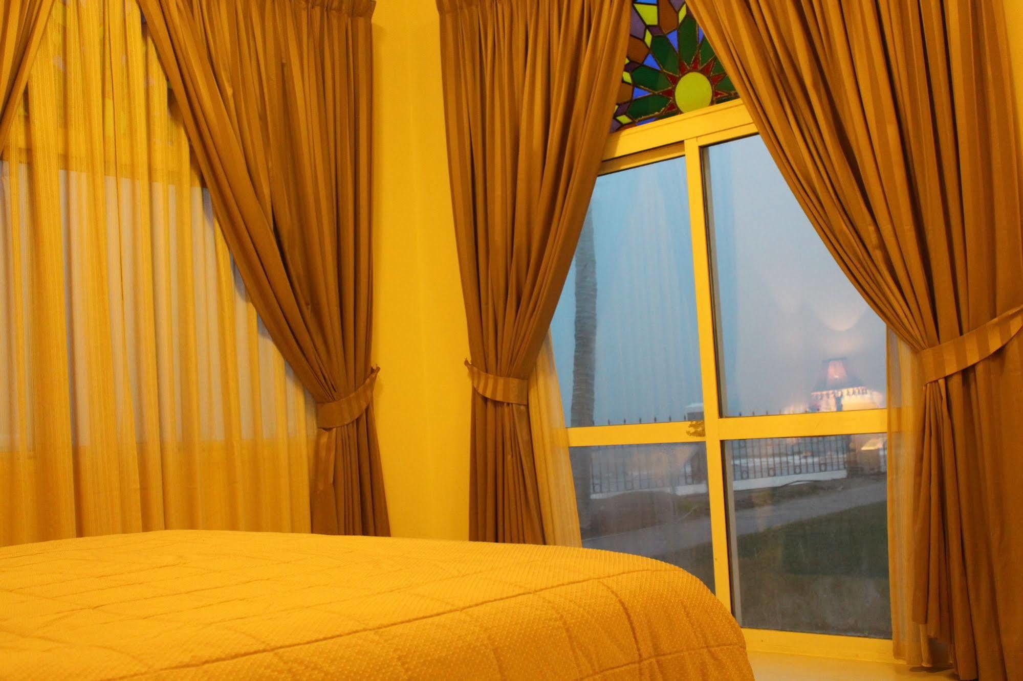 Sohar Beach Hotel Extérieur photo